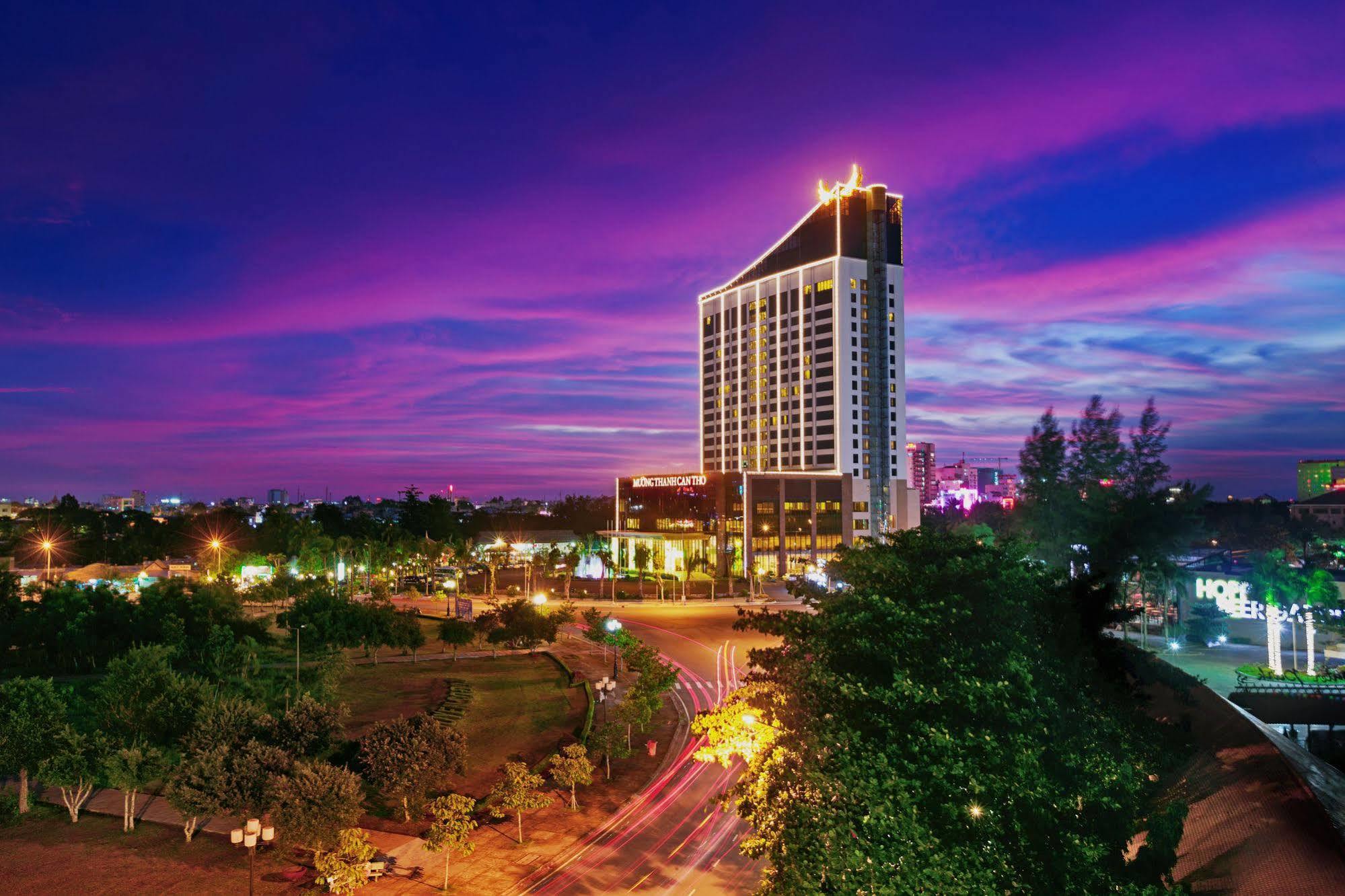 Muong Thanh Luxury Can Tho Hotel Exterior photo